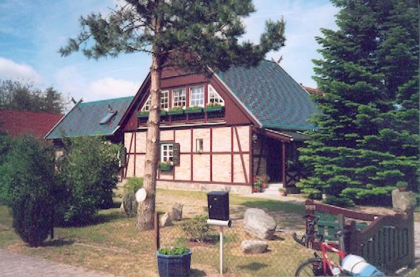 Intressant arkitektur. Villa i ? (Dragun-G&uuml;strow)