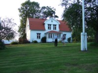 Ruds hytteg&aring;rd. &Auml;ldsta byggnaden. Innehavaren Marcus Parsmo ville visa den &ouml;vergivna g&aring;rden Viken. /Viken/