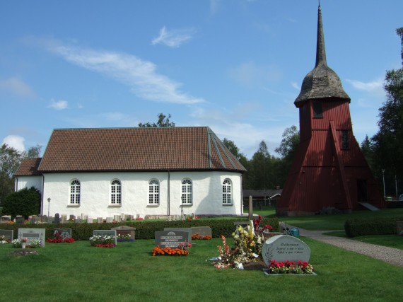 Ljungarps kyrka tillbyggd 1835. Ingick i Dalstorps pastorat. /Pr&auml;stsl&auml;kt/
